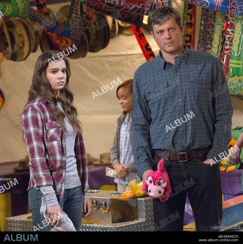 HAILEE STEINFELD y VINCE VAUGHN en TIEMPO LÍMITE, 2016 (TERM LIFE), dirigida por PETER BILLINGSLEY. Copyright PALMSTAR MEDIA.