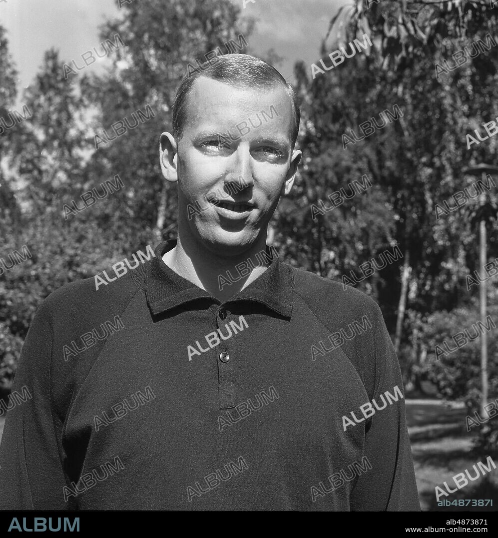 STOCKHOLM 1962-09-01. Discus thrower Lars Haglund. Photo: TT Historical / Code 1902.