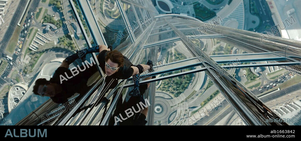 TOM CRUISE dans MISSION: IMPOSSIBLE - PROTOCOLE FANTÔME, 2011 (MISSION: IMPOSSIBLE-GHOST PROTOCOL), réalisé par BRAD BIRD. Copyright PARAMOUNT PICTURES.