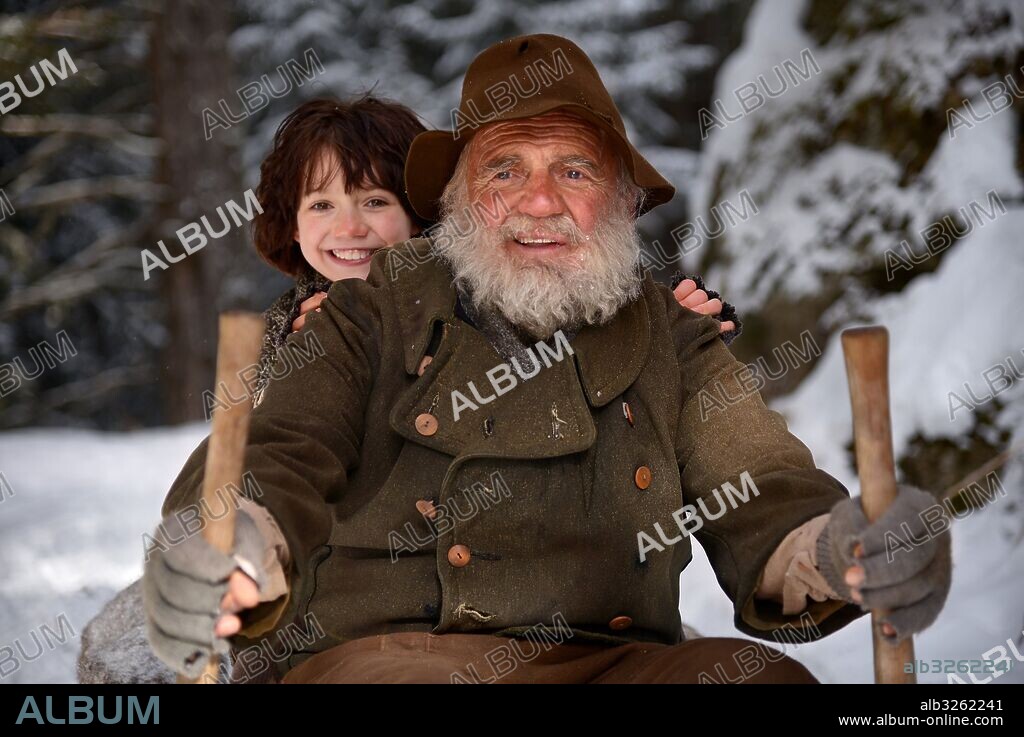 ANUK STEFFEN and BRUNO GANZ in HEIDI, 2015, directed by ALAIN GSPONER. Copyright CLAUSSEN & WOBKE FILMPRODUKTION GMBH.