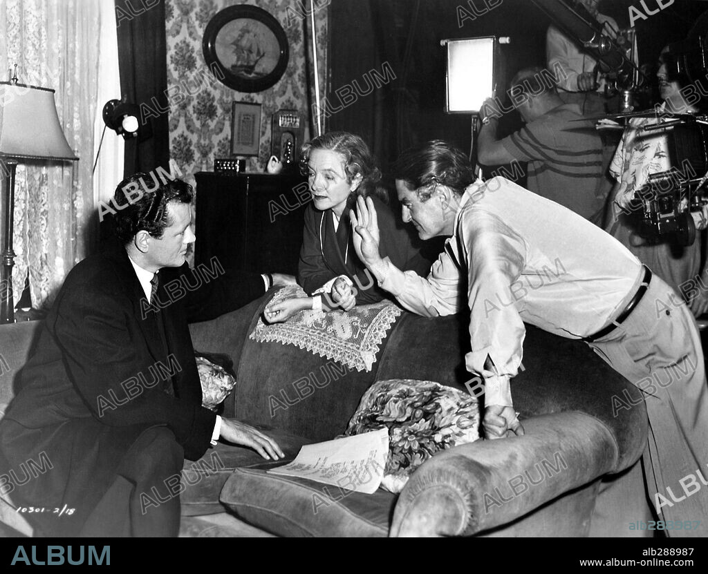 HELEN HAYES, LEO McCAREY and ROBERT WALKER in MY SON JOHN, 1952, directed by LEO MCCAREY. Copyright PARAMOUNT PICTURES.