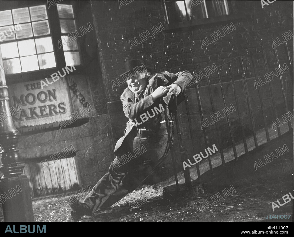 CHARLES LAUGHTON en EL DÉSPOTA, 1954 (HOBSON'S CHOICE), dirigida por DAVID LEAN. Copyright LONDON FILMS/BRITISH LION.