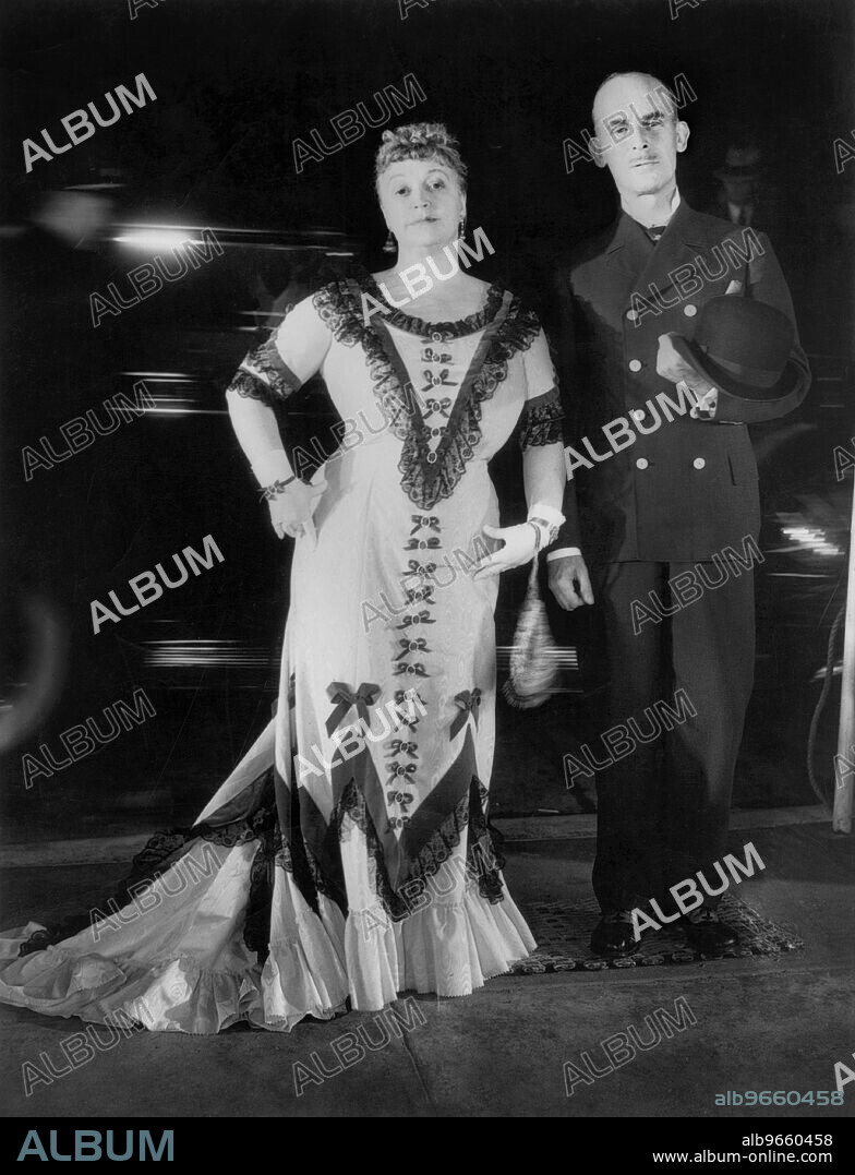 James Gleason and his wife Lucile Webster at the Premiere of his Movie, "The Bowery", Los Angeles, California, USA, International News Photos, Inc., 1933.