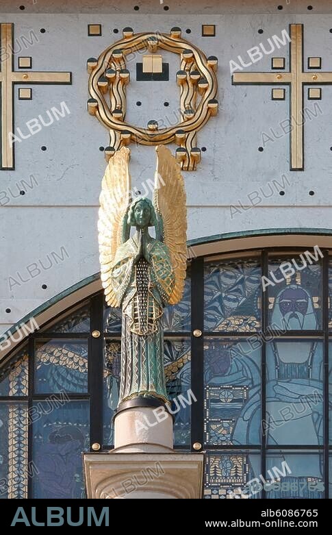 Vienna (Austria), 14th Bezirk; Church on Steinhof; Baumgartner Höhe 1 (St.Leopold; built 1904-1907 architect: Otto Wagner).-View of the south portal, detail of angel.-Photo, no date.