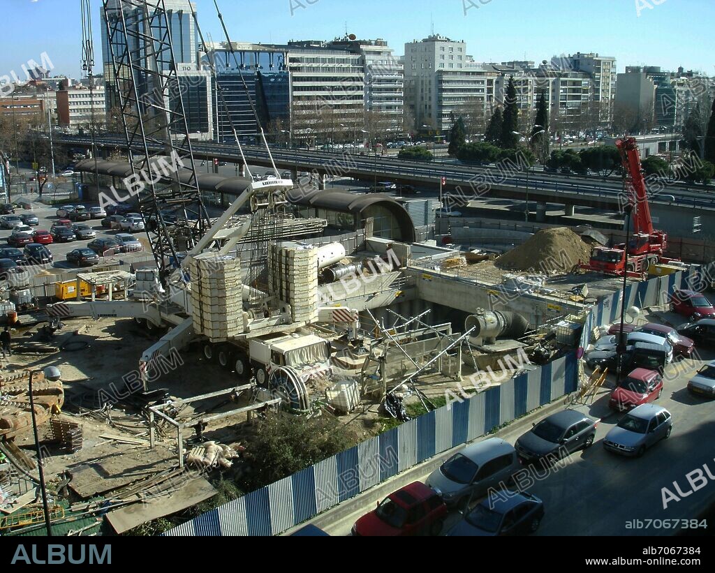 OBRAS DEL SEGUNDO TUNEL DE LA RISA QUE UNIRA LAS ESTACIONES DE ATOCHA Y CHAMARTIN - 2006.