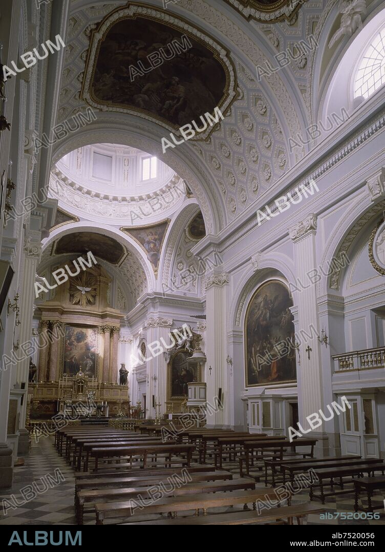FARY ALBERTO DE LA MADRE DE DIOS. INTERIOR DE LA IGLESIA DEL MONASTERIO DE LA ENCARNACION - SIGLO XVII - IGLESIA REFORMADA EN EL SIGLO XVIII POR VENTURA RODRIGUEZ.
