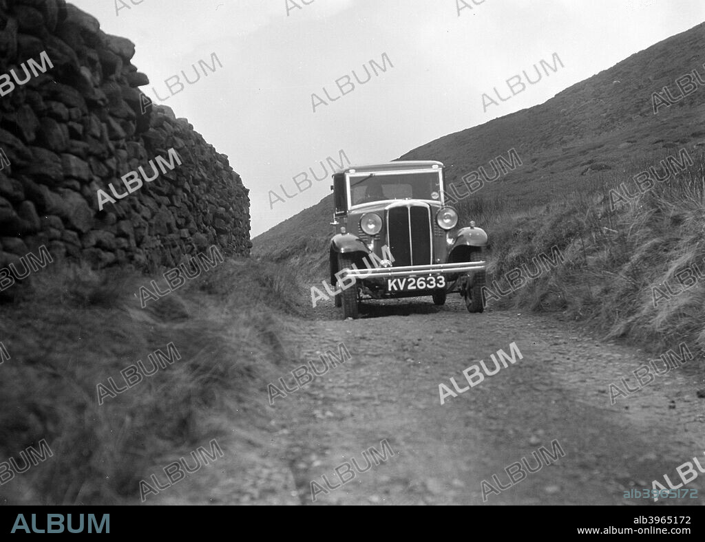Standard Little Twelve saloon 1932 1337cc Reg. No.  KV2633. Road Test. Kitty Brunell.