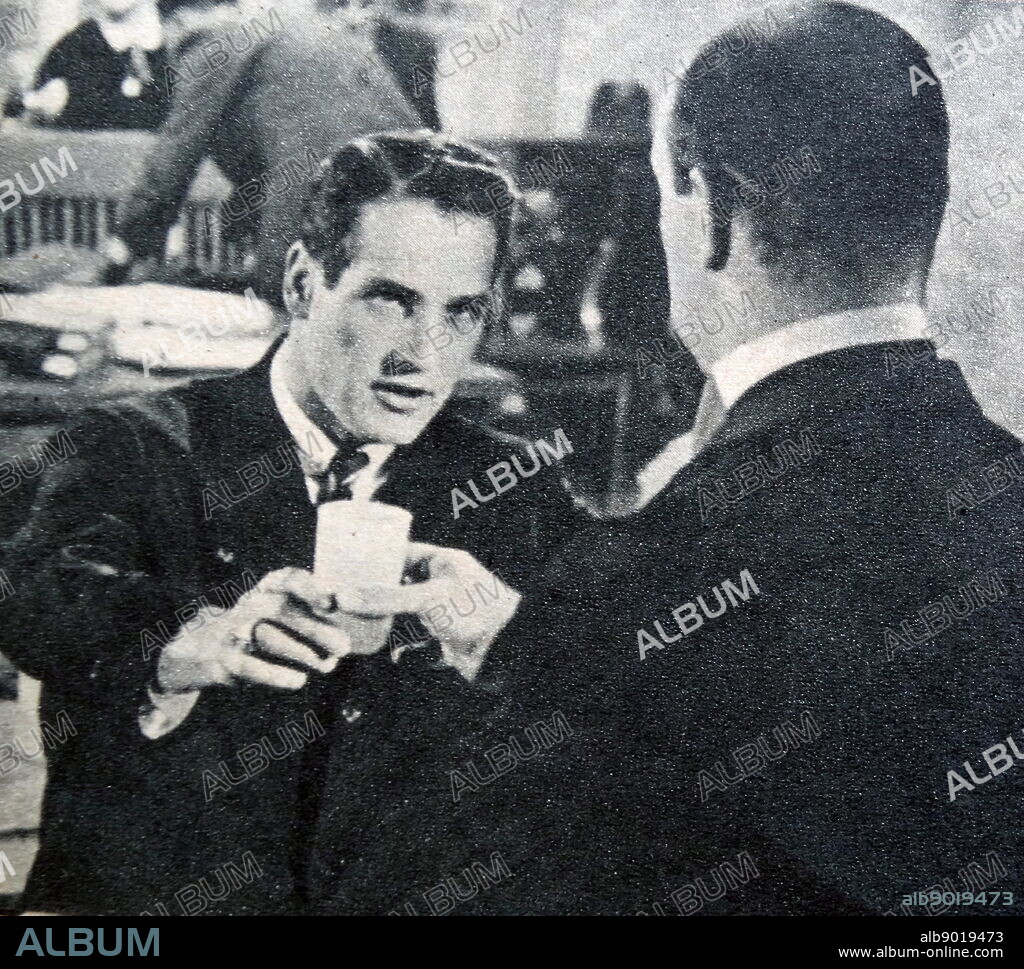 Paul Newman in The City Jungle. Paul Leonard Newman (January 26, 1925 - September 26, 2008) was an American actor, film director, race car driver, and entrepreneur. Newman was the recipient of numerous awards, including an Academy Award, a BAFTA Award, and three Golden Globe Awards.