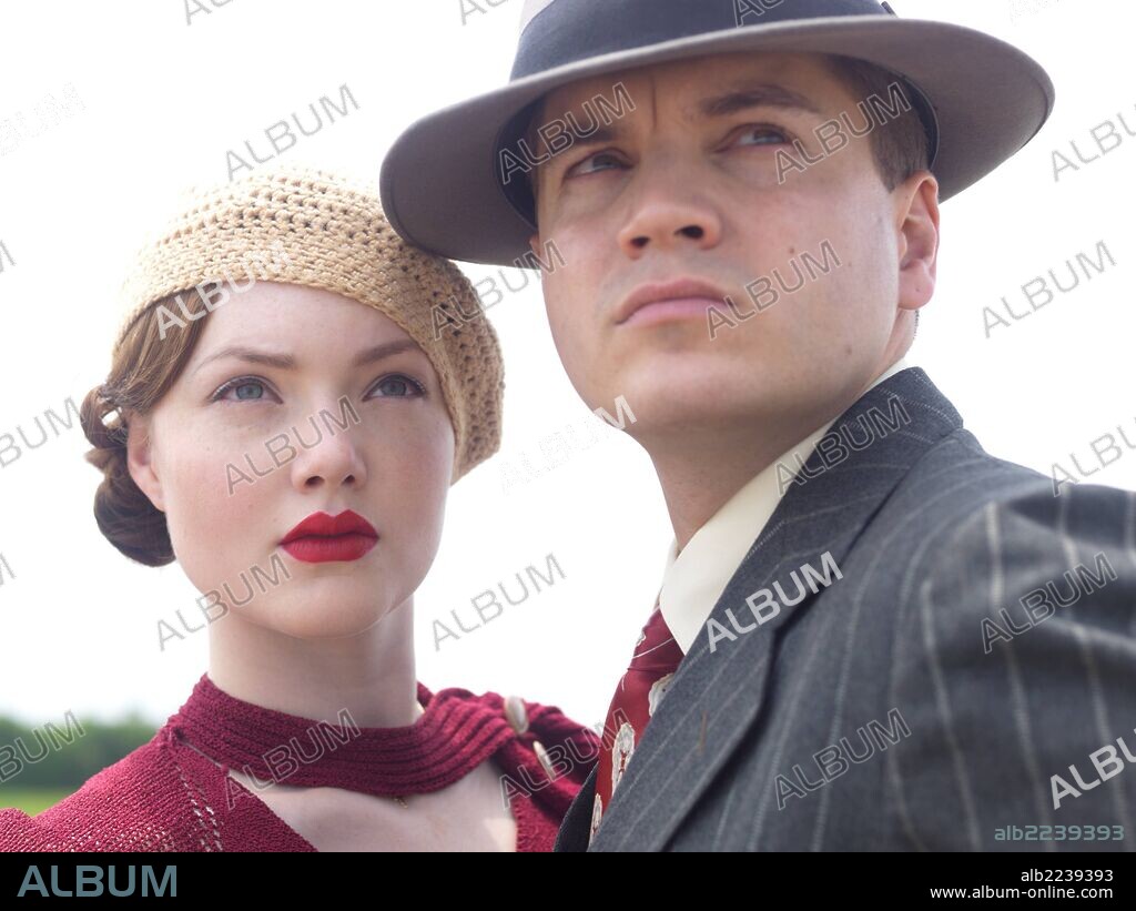 EMILE HIRSCH and HOLLIDAY GRAINGER in BONNIE AND CLYDE, 2013, directed by BRUCE BERESFORD. Copyright Sony Pictures Television.