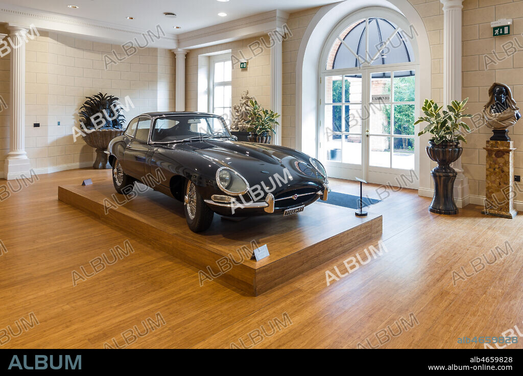 Fontanellato, Labirinto della Masone, Franco Maria Ricci Art Collection: the room with the Jaguar E-Type.
