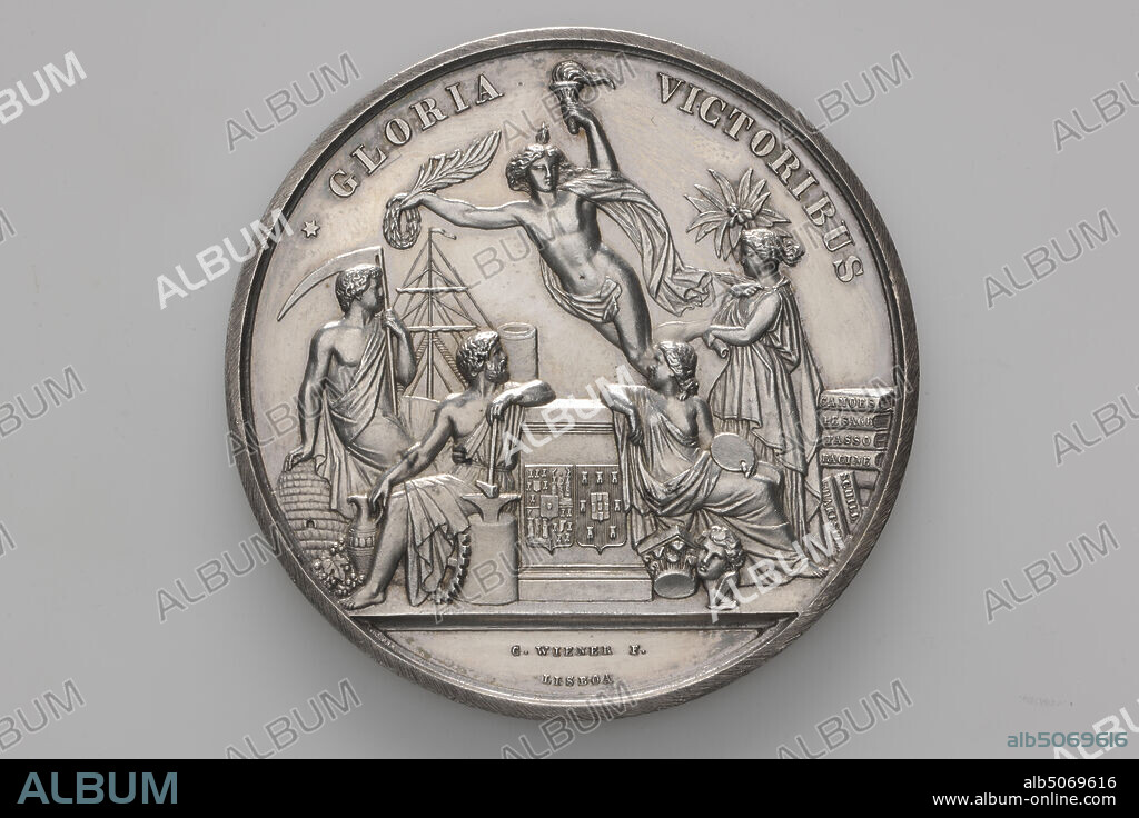 prize medal, Charles Wiener, 1865, minted, General: 5.8 x 0.4cm (58 x 4mm), Weight: 79.2g, allegory, personification, Silver prize medal at the International Exhibition of 1865 in Porto, won by the company Scheltema . On the front is an allegorical representation with figures depicting Agriculture, Industry, Art and Science with the associated attributes. They are grouped around a pedestal with the arms of Porto and Portugal on it. On the left agriculture with a scythe, next to Industry with a hammer and anvil, on the right of the base Art with a palette, and Science with a scroll. Attributes include a beehive, a bunch of grapes and a wine jug, a gear, a capital and a bust and stacks of books. In the background the mast of a sailing ship and the crown of a palm tree. Faam floats above it with a flaming torch in one hand and a laurel wreath and palm branch in the other. Above the scene the circular: GLORIA VICTORIBUS. In very small letters at the bottom: C. WIENER F. LISBOA. On the back in the middle a bright sun with the inscription and circular: SACRES E SE MAIS MUNDO HOUVERA, LA CHEGARA {candes). Around it a wreath of oak branches and laurel branches wrapped with ribbon. On the ribbon: INDIA 1498 MONTES DO NILO 1500-1600 AUSTRALIA 1601 BRAZIL 1500. Surrounded by the circular: EXPOSICAO INTERNATIONAL PORTO 1865.
