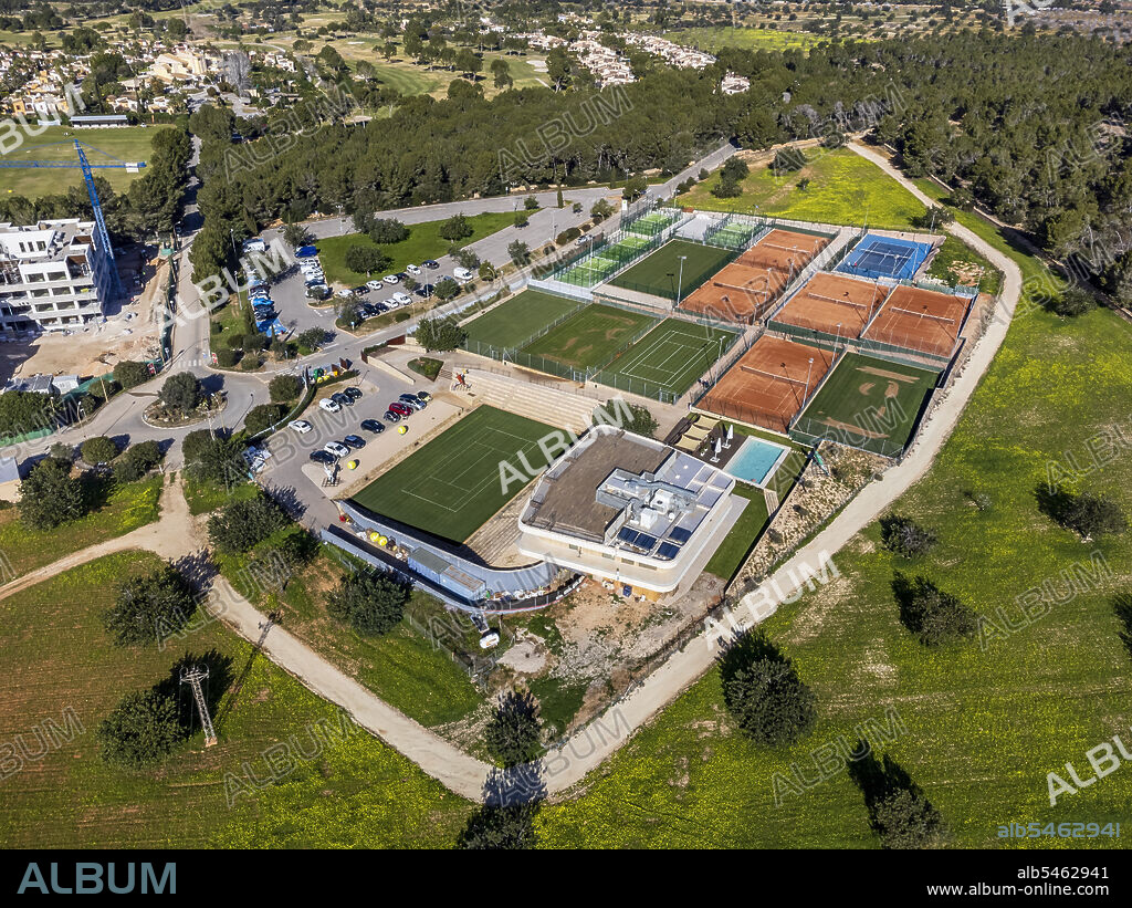 Mallorca Country Club, tennis courts, Santa Ponsa, Calviá, Mallorca, Balearic Islands, Spain.