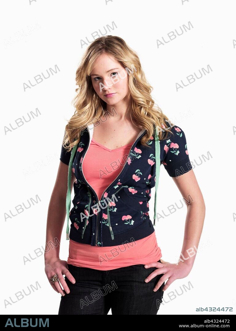 JENNIFER LAWRENCE in THE BILL ENGVALL SHOW, 2007 (BILL ENGVALL SHOW, THE-TV), directed by JAMES WIDDOES. Copyright VERY FUNNY PRODUCTIONS.