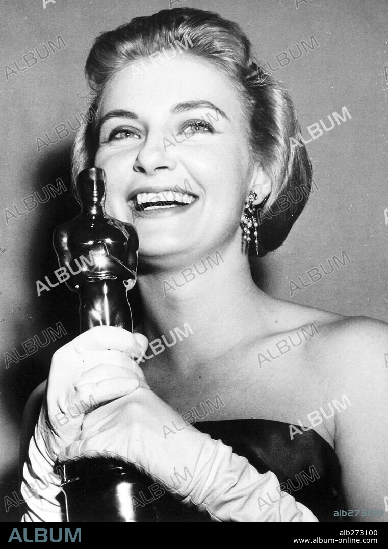 JOANNE WOODWARD. 30ª Edición de los Premios Oscar (1958). Joanne Woodward premiada como mejor actriz por "Las tres caras de Eva". 1958
