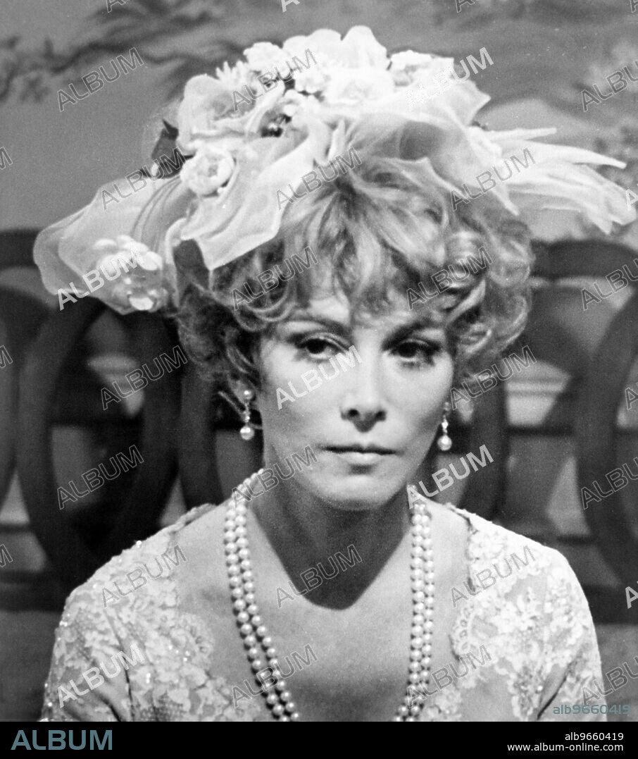 Lee Grant, Publicity Portrait from the Film, "Plaza Suite", Paramount Pictures, 1971.