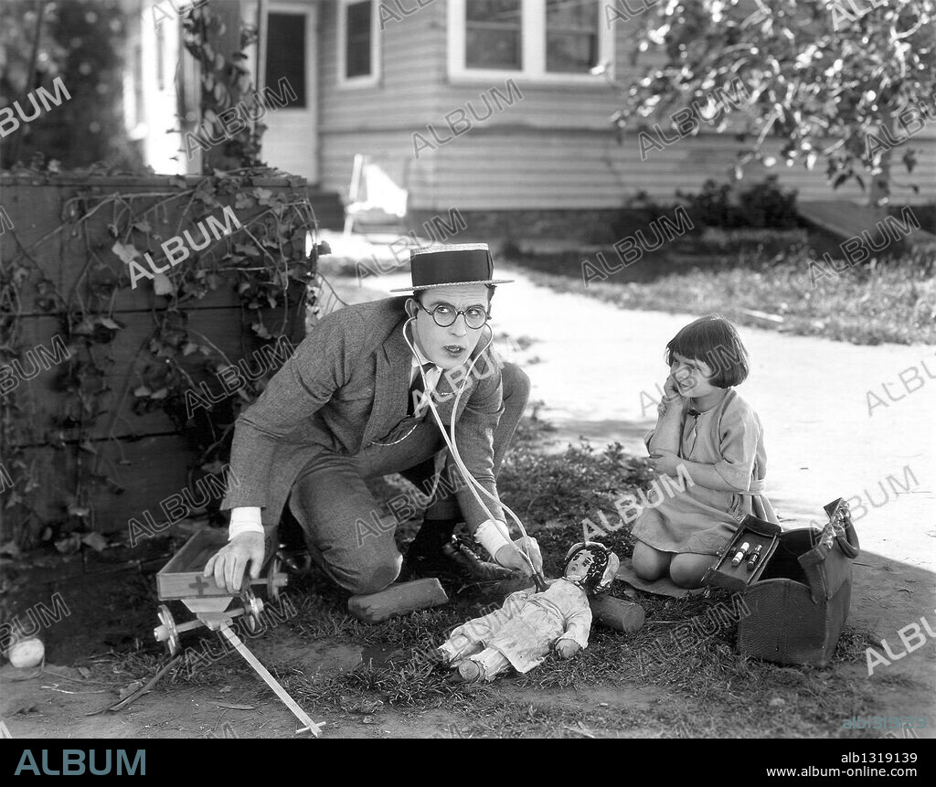 HAROLD LLOYD in DR. JACK, 1922 (DOCTOR JACK), directed by FRED NEWMEYER. Copyright PATHE.