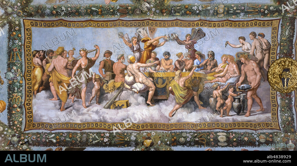 Rome, Villa Farnesina, Loggia of Cupid and Psyche: view of the vault with the Marriage of Cupid and Psyche, the symbolic culmination of the entire cycle.. Fresco by Giovan Francesco Penni on a Raphael's draft (1517-18).
