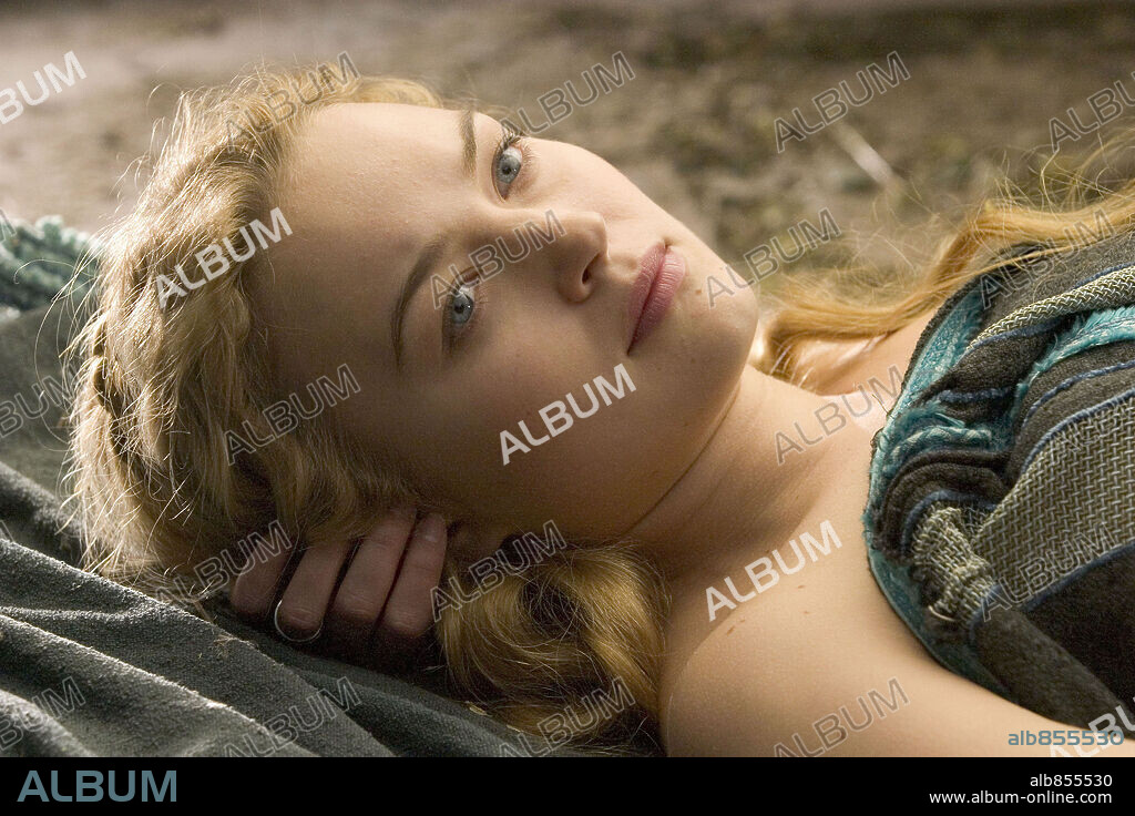 SOPHIA MYLES dans TRISTAN + ISOLDE, 2006, réalisé par KEVIN REYNOLDS. Copyright FRANCHISE PICTURES / TORRES, RICO.