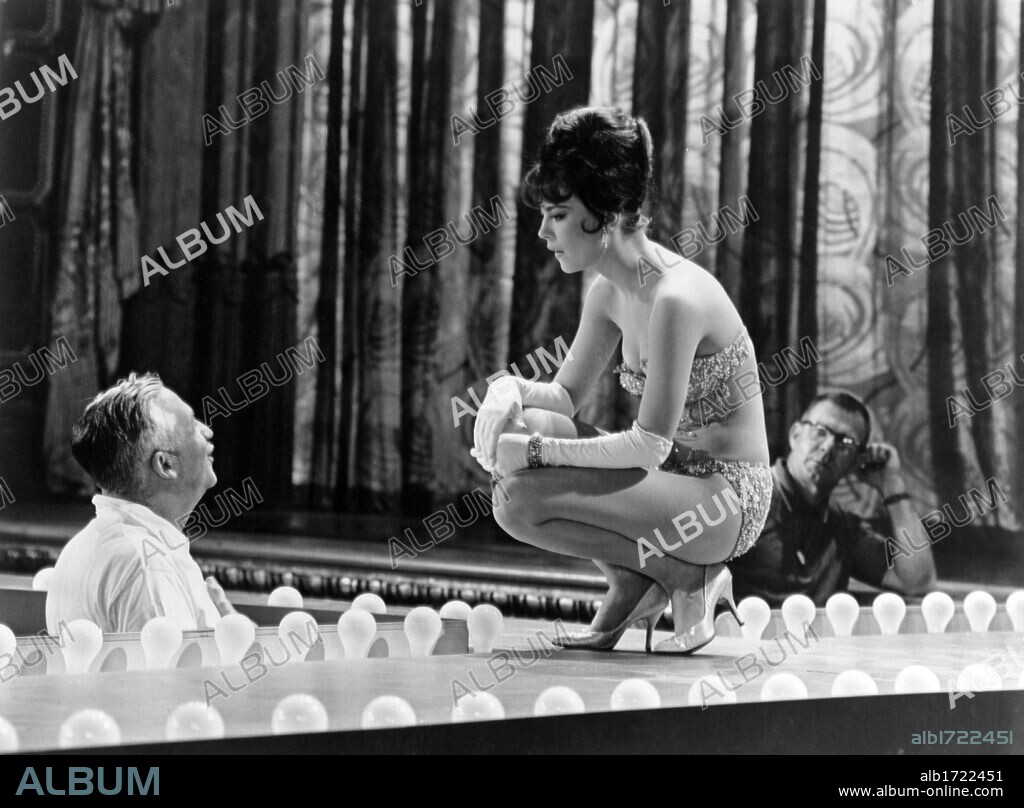 MERVYN LEROY and NATALIE WOOD in GYPSY, 1962, directed by MERVYN LEROY. Copyright WARNER BROTHERS.