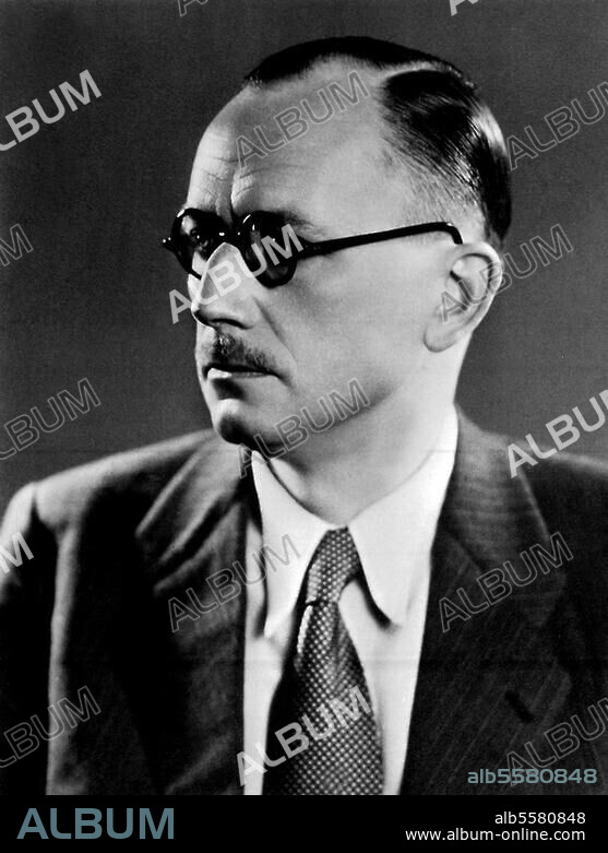 Gehlen, Arnold Philosopher and sociologist, Leipzig 29.1.1904 - Hamburg 30.1.1976. Portrait photo, c. 1955.