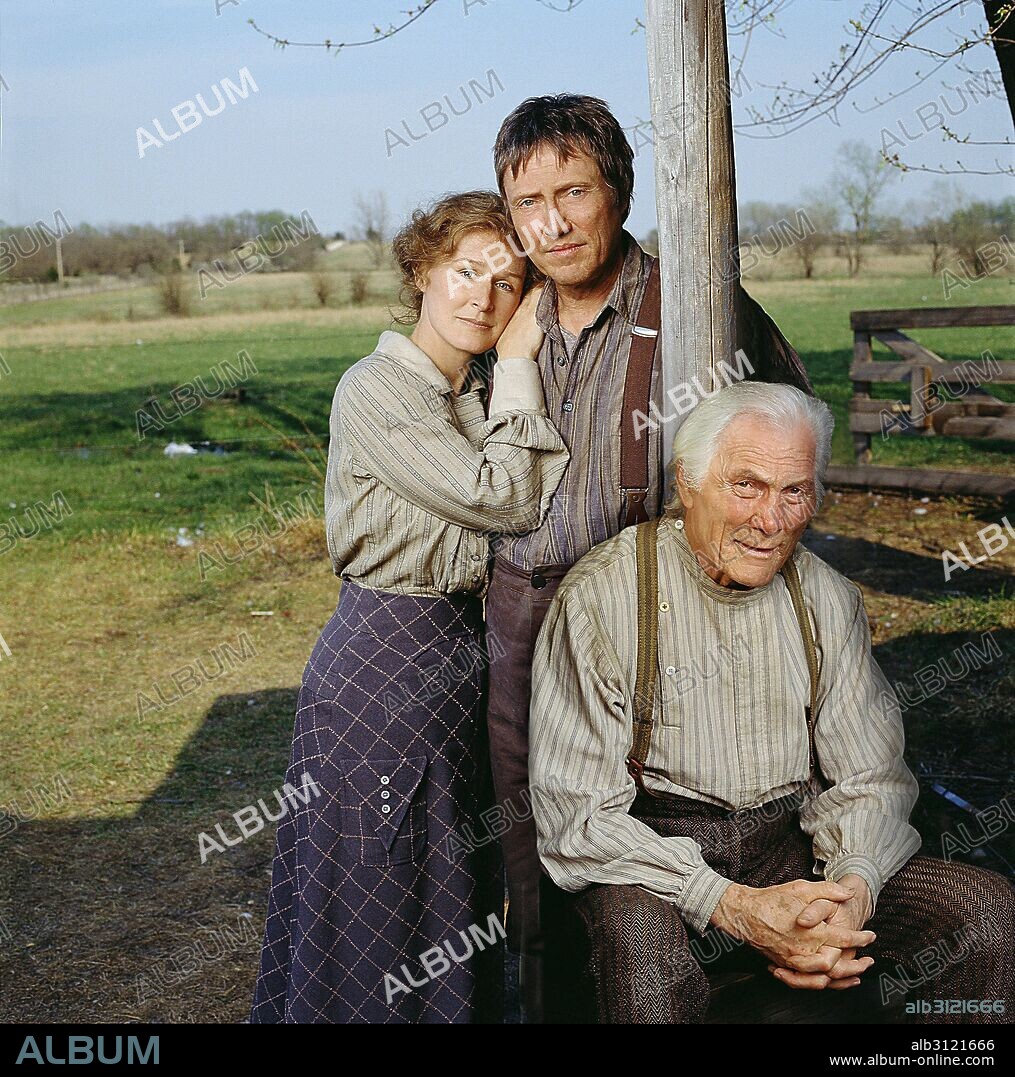 CHRISTOPHER WALKEN, GLENN CLOSE and JACK PALANCE in SARAH, PLAIN AND TALL: WINTER'S END, 1999, directed by GLENN JORDAN. Copyright HALLMARK HALL OF FAME PRODUCTIONS.