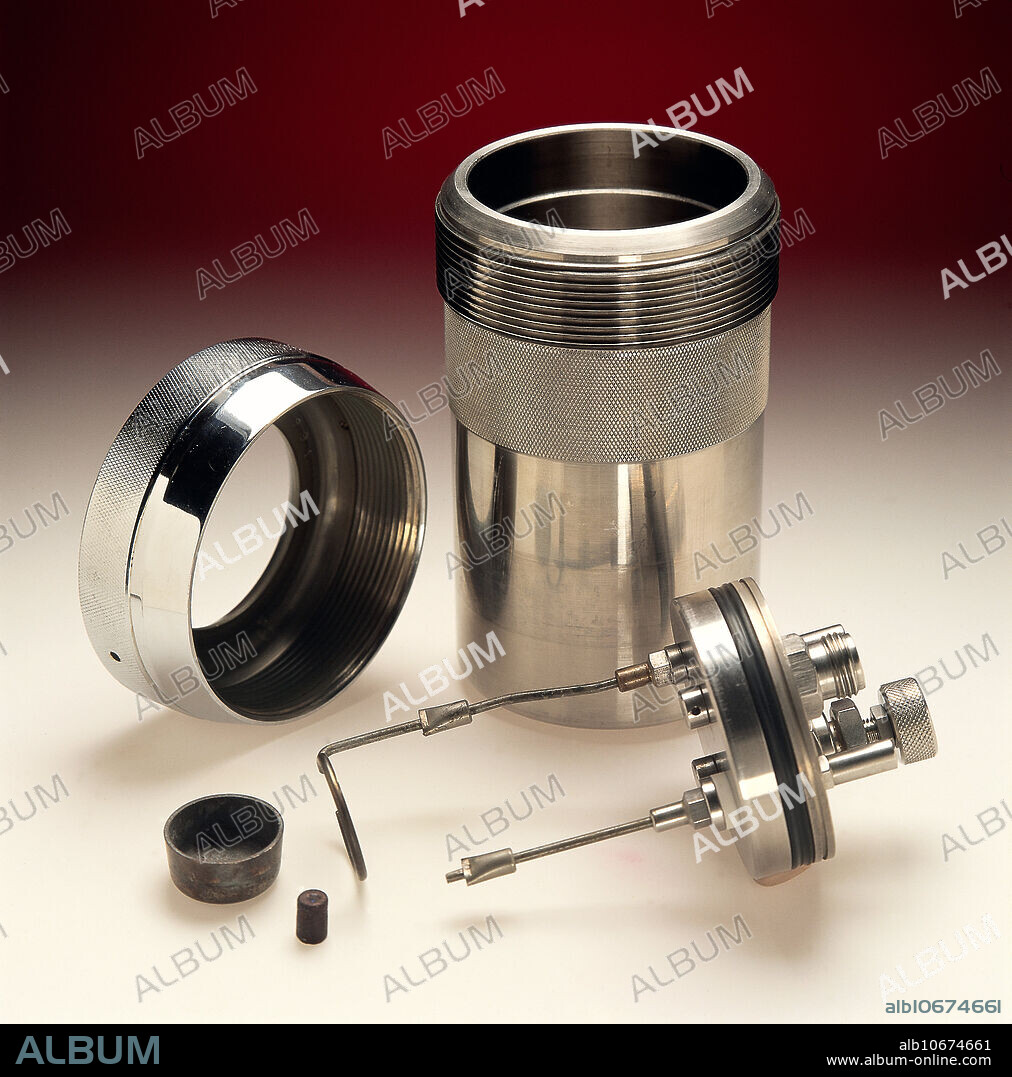 Parts of a bomb calorimeter, a constant-volume calorimeter used to measure the heat of combustion of a particular reaction.