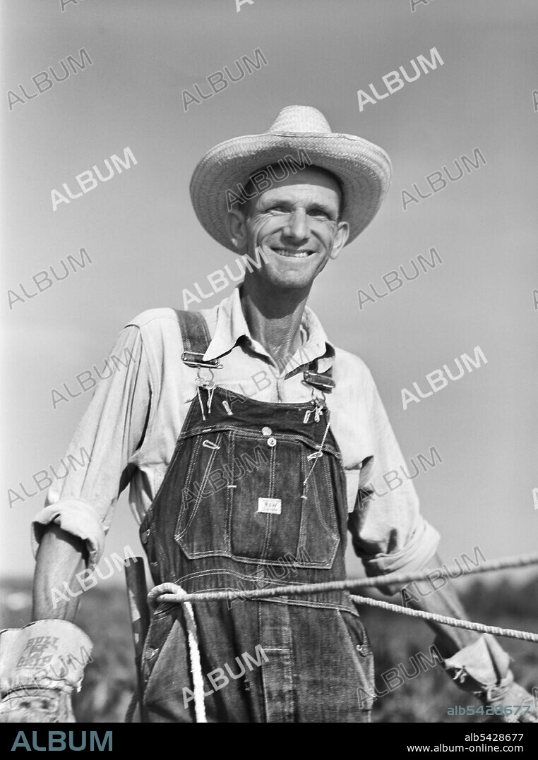 J.D. Anglin, cultivating his Corn, Transylvania Resettlement Project,  Transylvania, Louisiana, USA, Marion Post Wolcott, U.S. Farm Security Administration, June 1940.