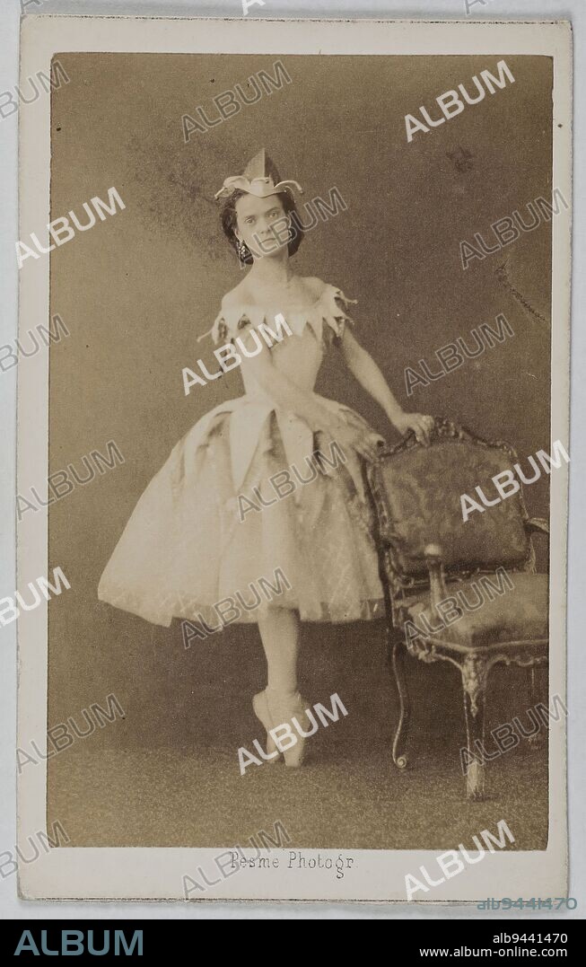 Portrait of Fierus, dancer, Pesme, Paul Emile, Photographer, Between 1870 and 1890, 2nd half of the 19th century, Graphic Arts, Photography, Albumen print, Height: 8.6 cm, Width: 5.4 cm.