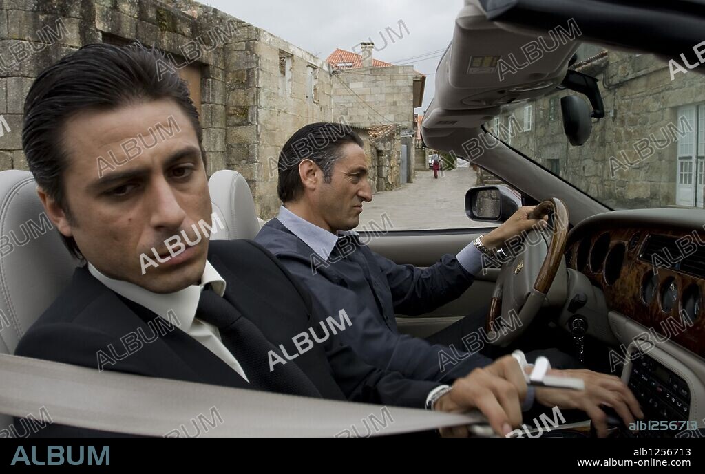 CARMELO GOMEZ y HUGO SILVA en AGALLAS, 2009, dirigida por ANDRES LUQUE PEREZ y SAMUEL MARTIN MATEOS. Copyright ZEBRA PRODUCCIONES.