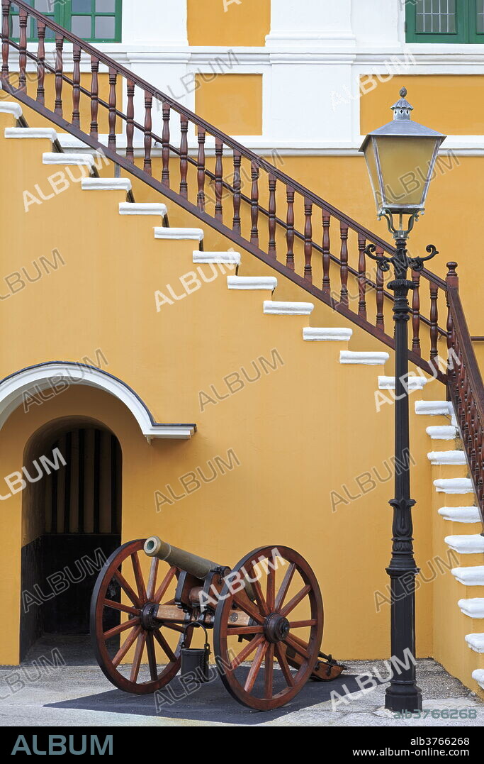 Fort Amsterdam, Punda District, UNESCO World Heritage Site, Willemstad, Curacao, West Indies, Netherlands Antilles, Caribbean, Central America.
