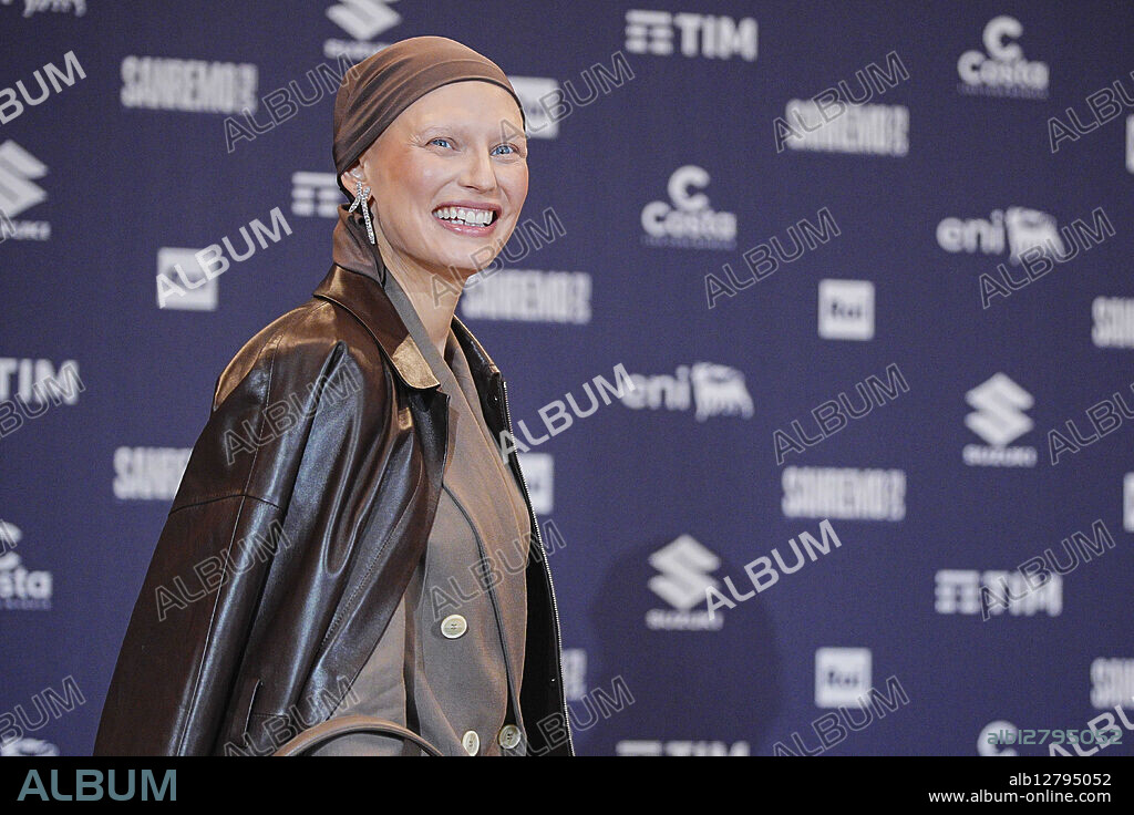 February 12, 2025, Sanremo, Italia: Bianca Balti attend a photocall at 75th edition of the Sanremo Italian Song Festival at the Ariston Theatre in Sanremo, northern Italy - Wednesday, February 12, 2025. Entertainment. (Photo by Marco Alpozzi/LaPresse) (Credit Image: © Marco Alpozzi/LaPresse via ZUMA Press).