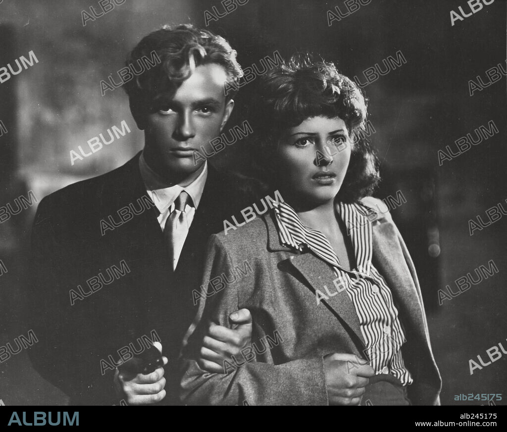 CARLA DEL POGGIO and JACQUES SERNAS in LOST YOUTH, 1947 (GIOVENTU PERDUTA), directed by PIETRO GERMI.