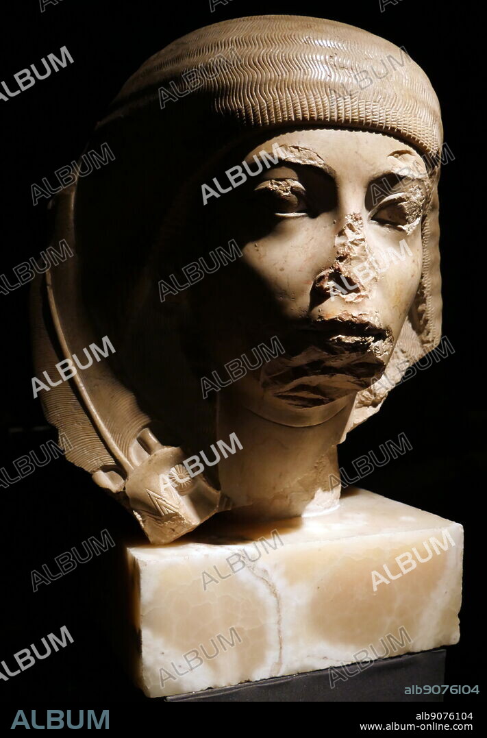 Head of Nakhtmin. 18th Dynasty Provenance Unknown Crystalline Limestone. represents Nakhrtnin, a royal scribe and army general under Tutankhamen and his successor, Ay. Nakht-min was heir apparent, and possibly the son, of Ay, but was supplanted by Horemheb.