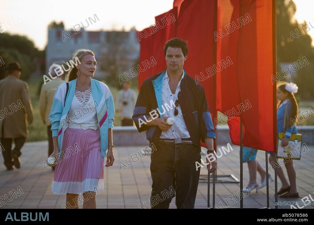 DANILA KOZLOVSKY and OKSANA AKINSHINA in CHERNOBYL, 2021 (KOGDA PADALI AISTY), directed by DANILA KOZLOVSKY. Copyright Central Partnership Productions/Group of Companies Gpm Kit/Non-Stop Productions.