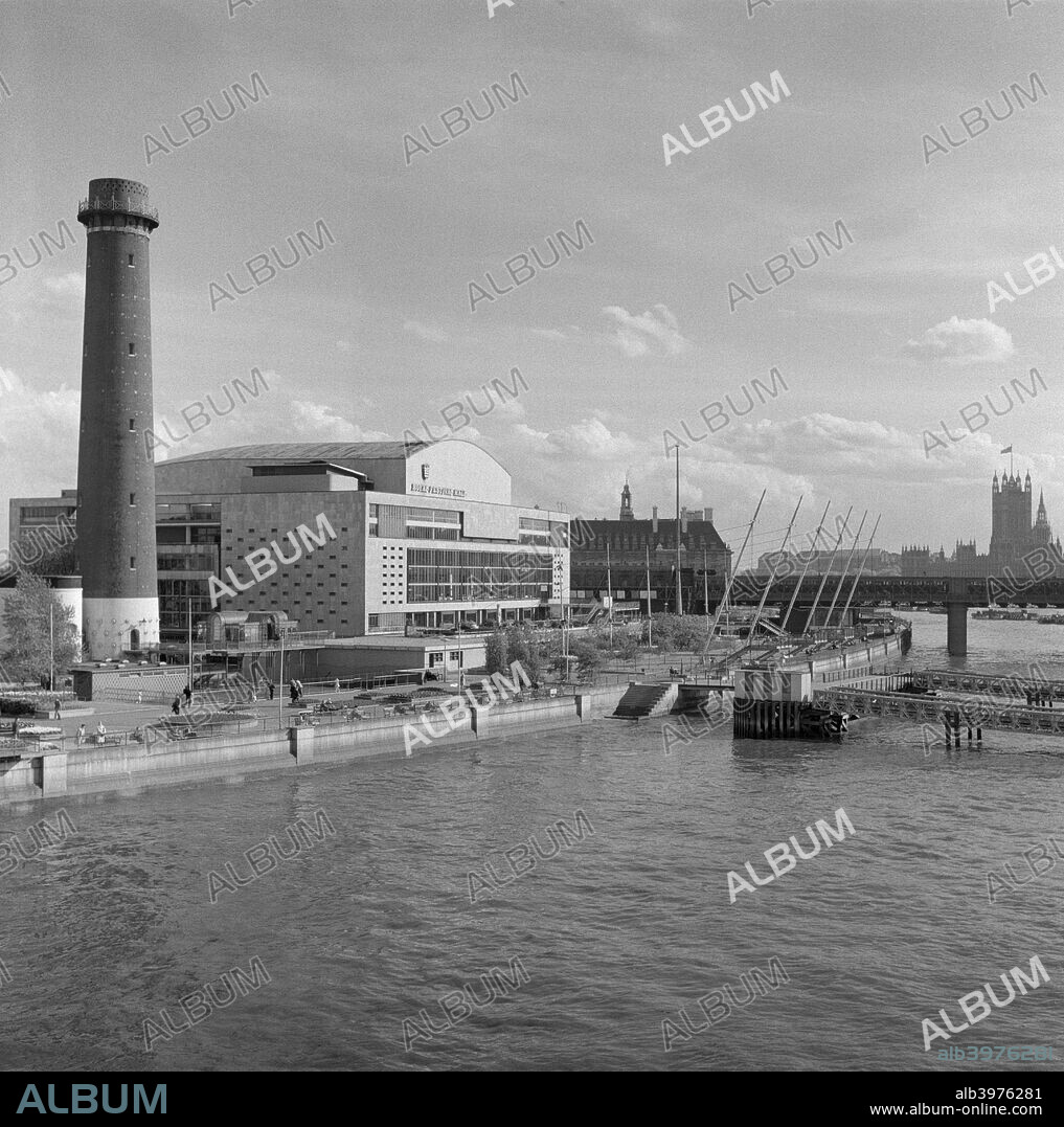 Royal Festival Hall, Belvedere Road, South Bank, Lambeth, London, c1951-1980. Exterior view from the Thames. The building was designed by Leslie Martin, Peter Moro and Robert Matthew from London County Council's Architecture Department to mark the Festival of Britain in 1951.
