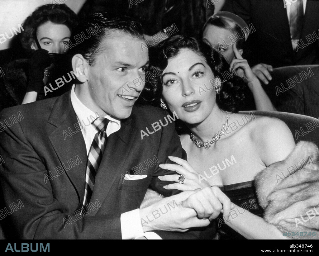 AVA GARDNER y FRANK SINATRA.  1951