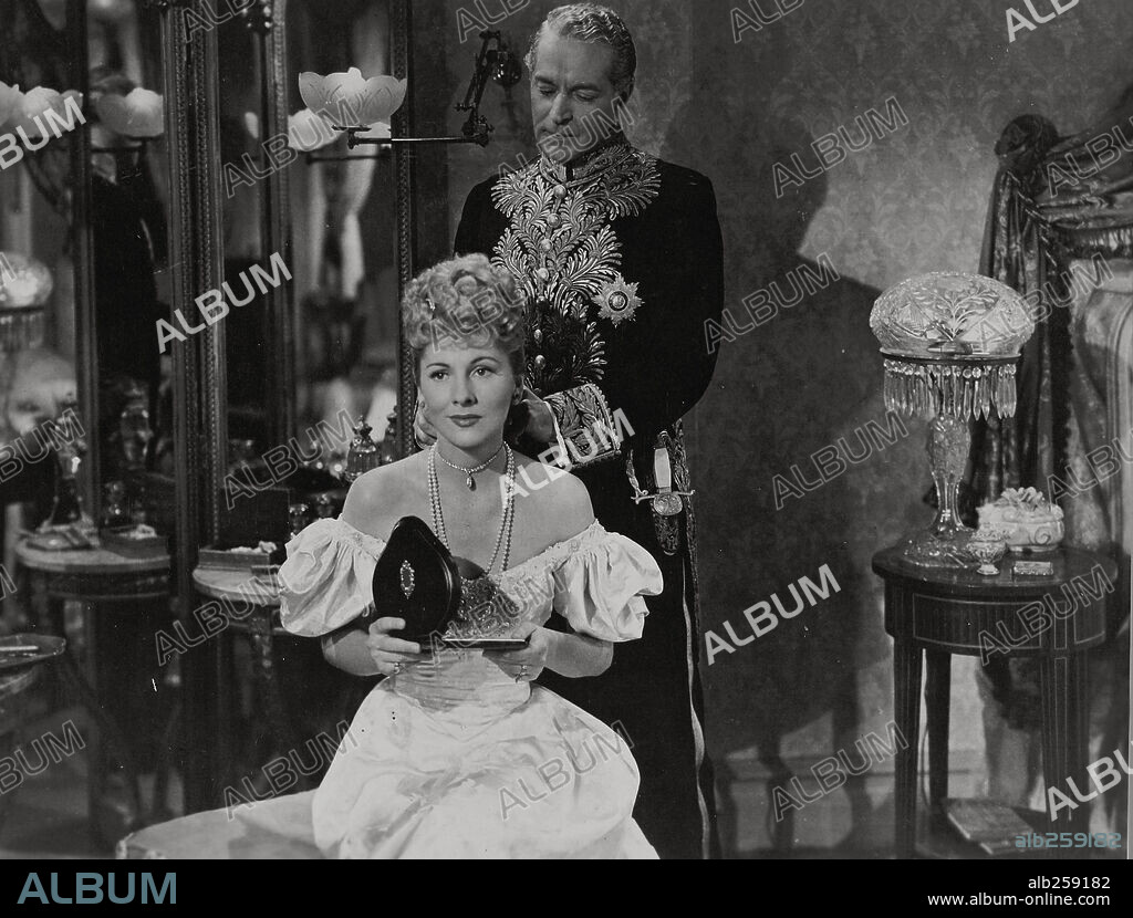 JOAN FONTAINE in LETTER FROM AN UNKNOWN WOMAN, 1948, directed by MAX OPHÜLS. Copyright UNIVERSAL PICTURES.