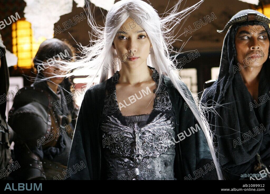 BINGBING LI en EL REINO PROHIBIDO, 2008 (THE FORBIDDEN KINGDOM), dirigida por ROB MINKOFF. Copyright CASEY SILVER PRODUCTIONS/CHINA FILMS CO-PRODUCTION CORP.