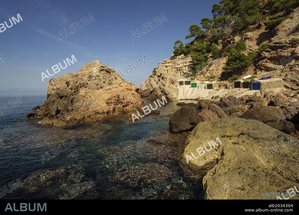 Es Caló de S' Estaca.Valldemossa, Parque natural de la Sierra de Tramuntana. Mallorca. Islas Baleares. Spain.