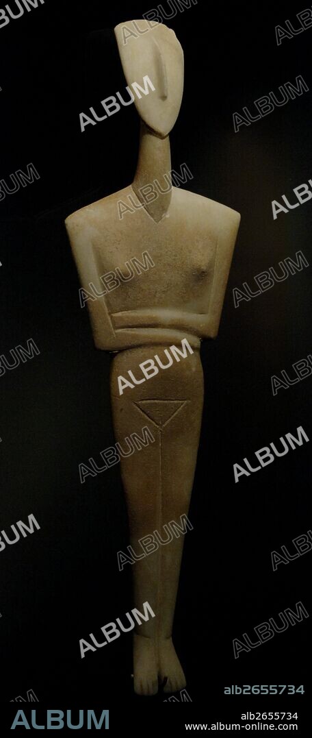 Cycladic Culture. Female figurine of the Dokathismata variety. Early Cycladic II. Syros Phase. 2800 BC-2300 BC. Marble. Early Bronze Age. Creator: Ashmolean Master. Dimensions: h: 39,1 cm. Museum of Cycladic Art. Athens, Greece.