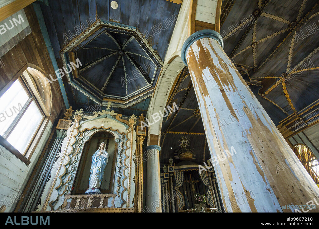 Iglesia Santa María de Loreto ,Achao, 1740, Monumento Nacional de Chile, Patrimonio de la Humanidad por la Unesco, archipiélago de Chiloé ,provincia de Chiloé ,región de Los Lagos,Patagonia, República de Chile,América del Sur.