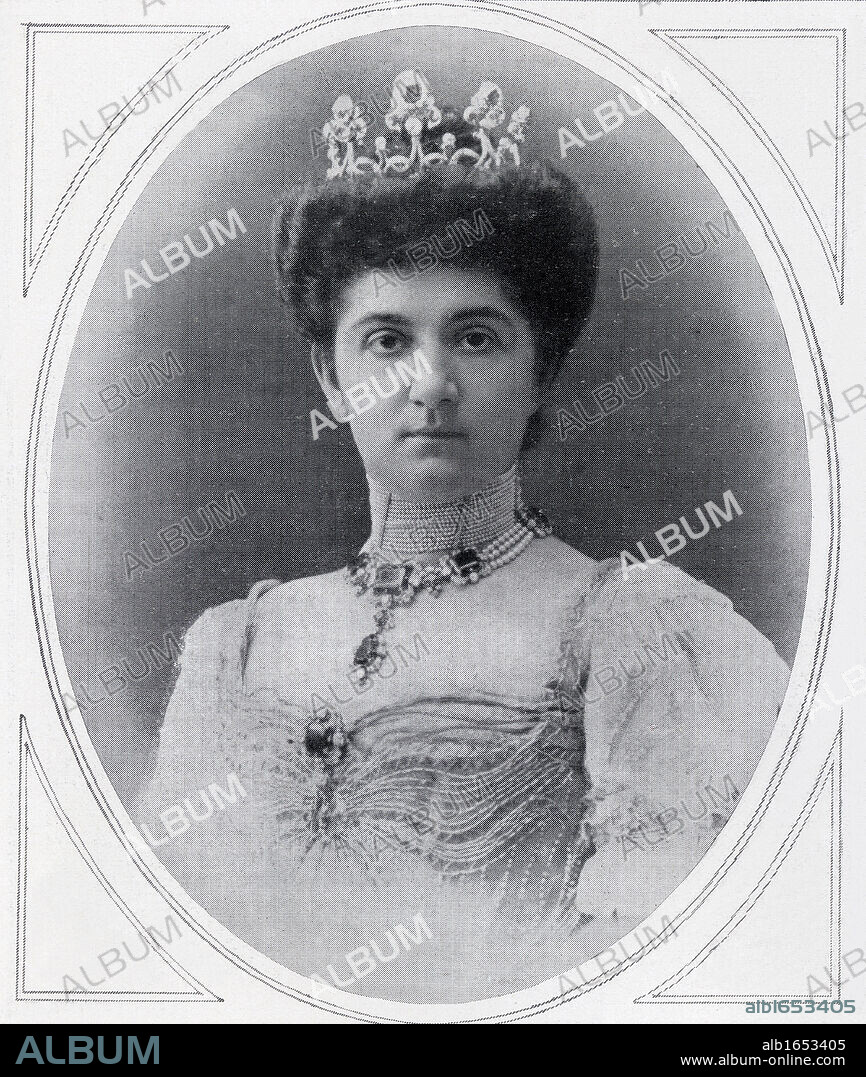 Helen of Montenegro, born Princess Jelena Petrovic-Njegos of Montenegro, 1873 to 1952. Wife of King Victor Emmanuel III of Italy. From The Illustrated War News, 1915.