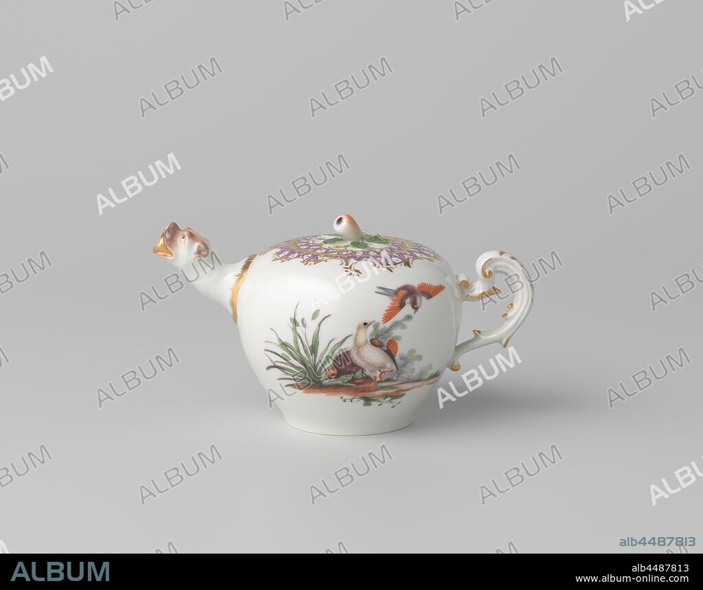 Teapot with birds in a landscape, Porcelain teapot with an egg shaped body, slightly curved spout ending in an animal head and a curled ear in the shape of a leaf tendril. Painted on the enamel in enamel colors and gold. On the belly twice a representation of birds in a landscape and a flower branch under the spout. On the edge a band with napkin work, including golden tendrils. The curled ear is set with gold and ends in a palmet. Marked on the bottom with the A, I and 4., Ansbach, c. 1765, porcelain (material), glaze, gold (metal), vitrification, h 6.9 cm d 3.9 cm d 7.7 cm d 4.3 cm w 13 cm.
