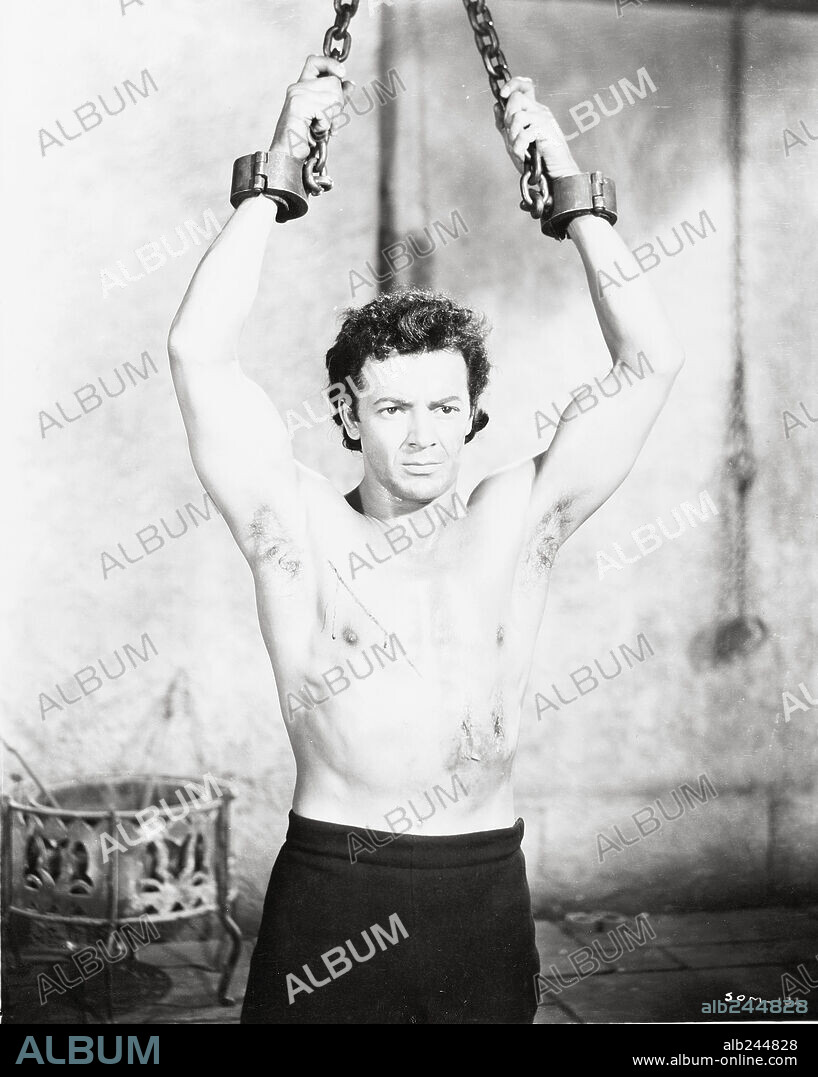 CORNEL WILDE en LOS HIJOS DE LOS MOSQUETEROS, 1952 (AT SWORD'S POINT), dirigida por LEWIS ALLEN. Copyright RKO.