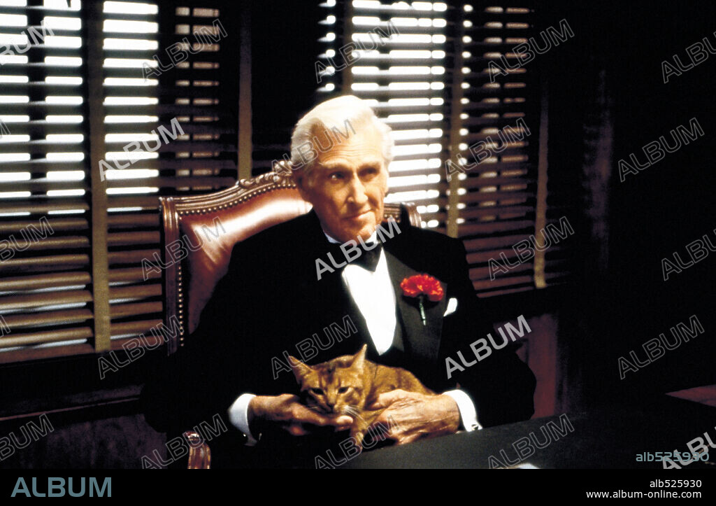 LLOYD BRIDGES in JANE AUSTEN'S MAFIA!, 1998, directed by JIM ABRAHAMS. Copyright TOUCHSTONE PICTURES.