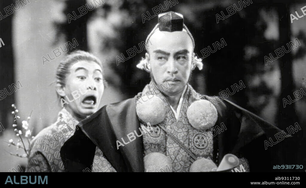 DENJIRO OKOCHI and KEN'ICHI ENOMOTO in THE MEN WHO TREAD ON THE TIGER'S TAIL, 1945 (TORA NO O WO FUMU OTOKOTACHI), directed by AKIRA KUROSAWA. Copyright Toho.