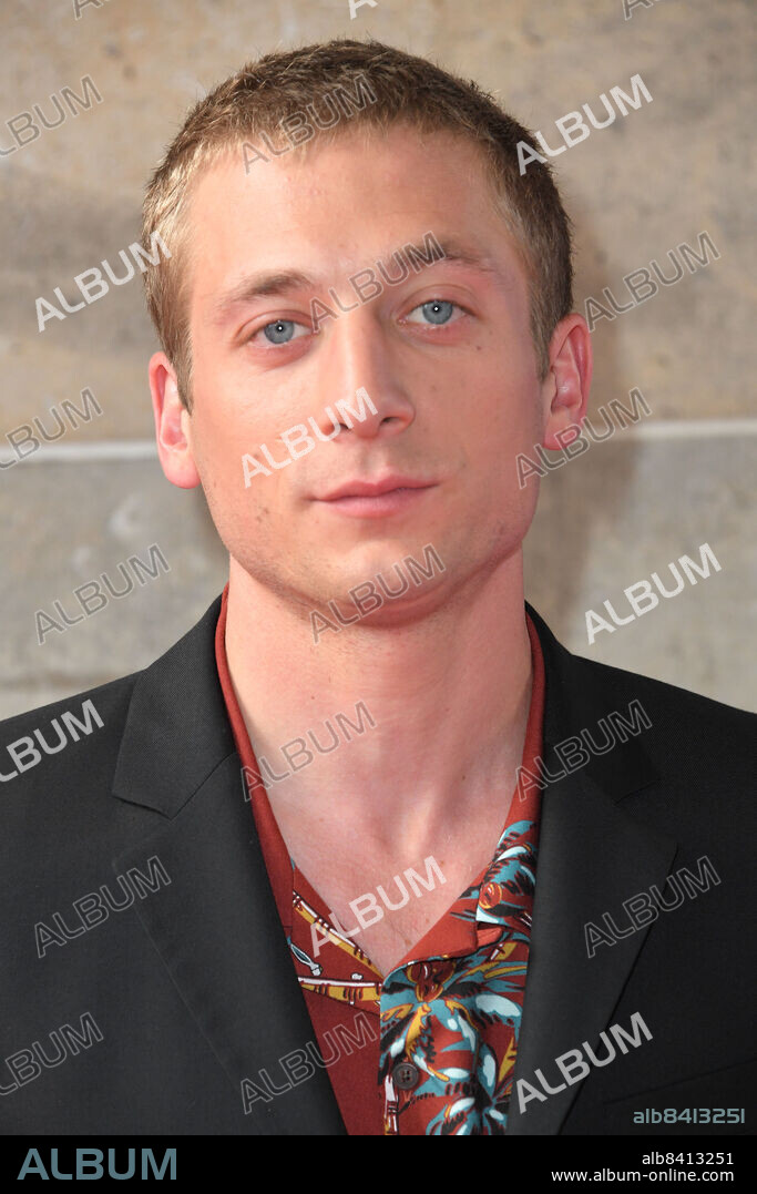 JEREMY ALLEN WHITE. September 7, 2018 - Toronto, Ontario, Canada - JEREMY ALLEN WHITE attends 'Homecoming' premiere during the 2018 Toronto International Film Festival at Ryerson Theatre on September 07, 2018 in Toronto, Canada (Credit Image: © Igor Vidyashev/ZUMA Wire).