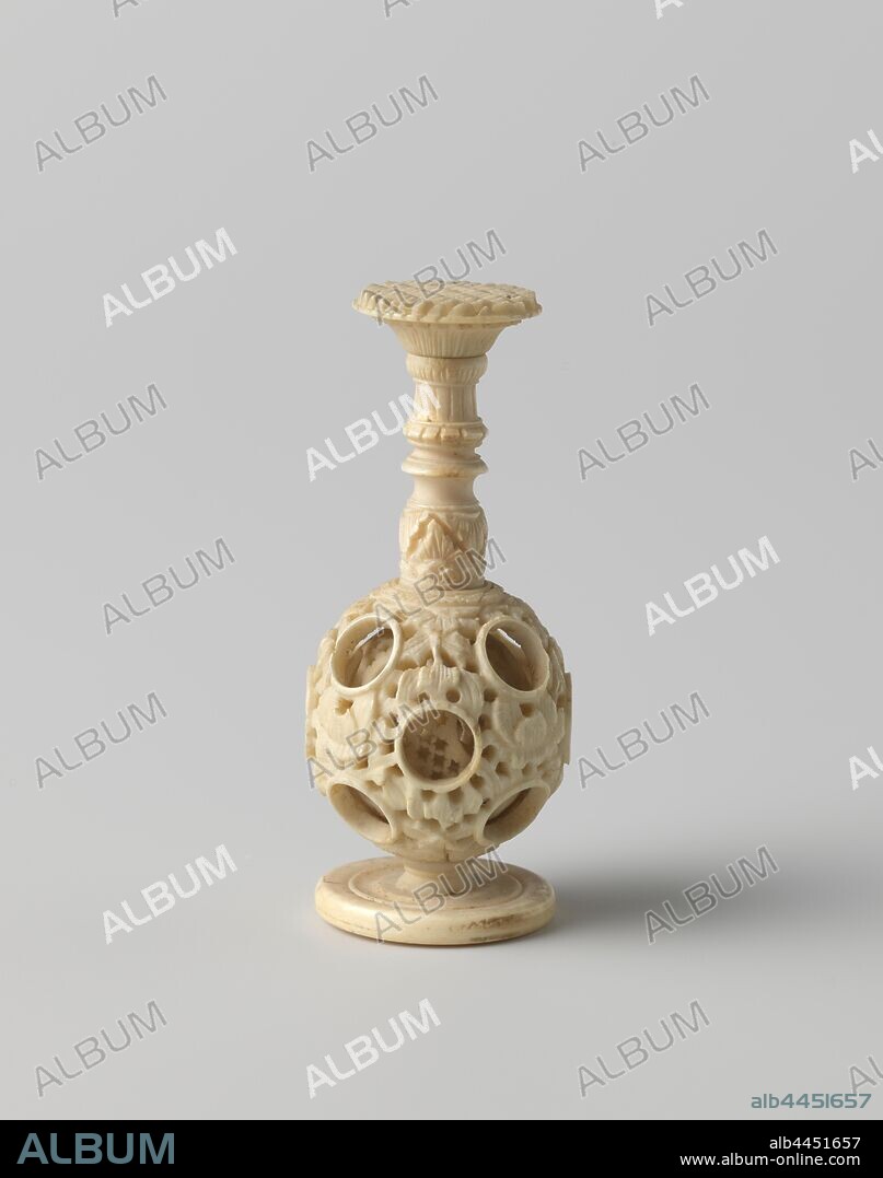 Ivory cachet or ornament with an openwork ball, Vase-shaped ornament, perhaps intended as a cachet. On a flat foot stands a convex body in the form of an openwork ball with three inner balls, decorated with tendrils in relief. A long, flared neck with different thickenings and tendrils. Sharp buds on the upper side and a low-relief flower on the underside., anonymous, China, c. 1800 - c. 1850, ivory, cutting, h 7.2 cm × d 3 cm.