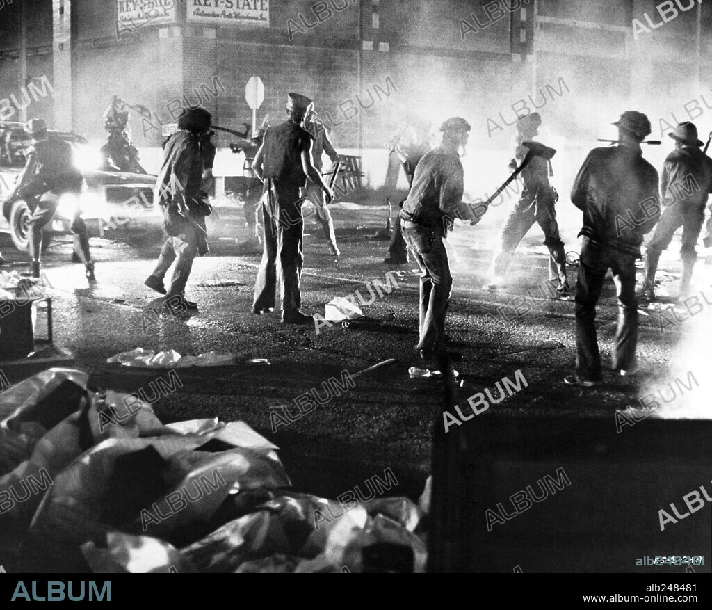 1997: RESCATE EN NUEVA YORK, 1981 (ESCAPE FROM NEW YORK), dirigida por JOHN CARPENTER. Copyright AVCO EMBASSY.