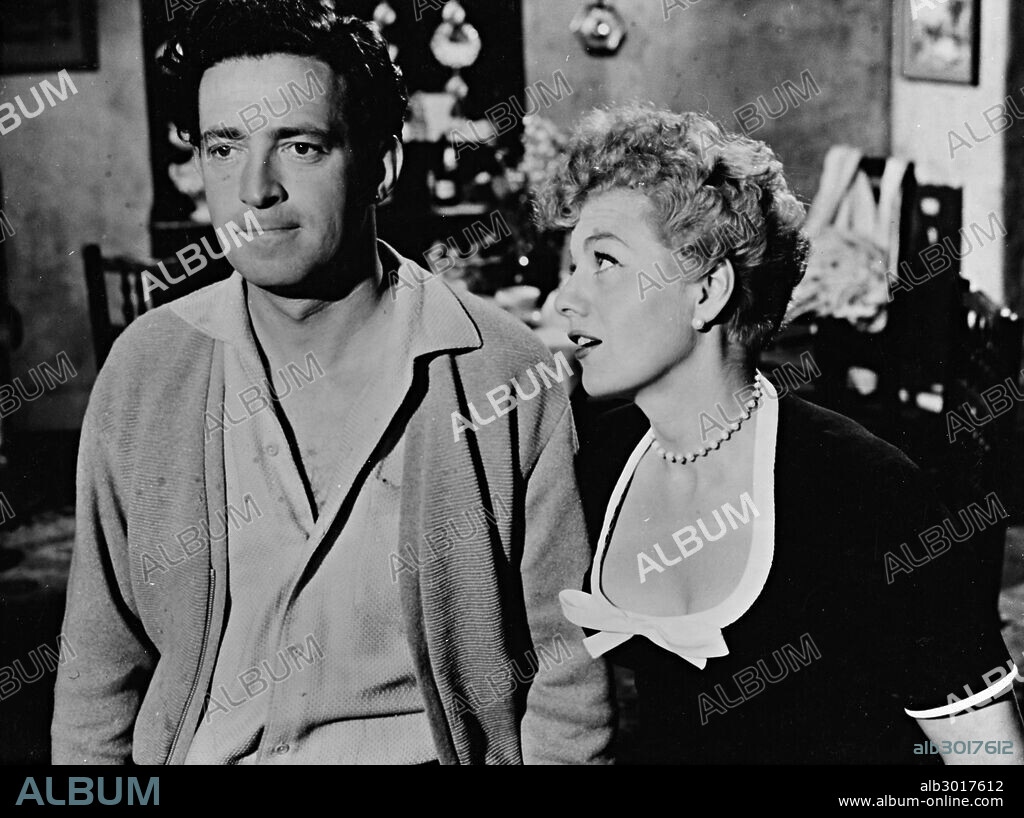 JOHN GREGSON and SHELLEY WINTERS in CASH ON DELIVERY, 1954 (TO DOROTHY A SON), directed by MURIEL BOX. Copyright WELBECK-GINA.